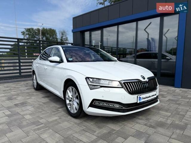 Белый Шкода Суперб, объемом двигателя 1.97 л и пробегом 192 тыс. км за 33700 $, фото 5 на Automoto.ua