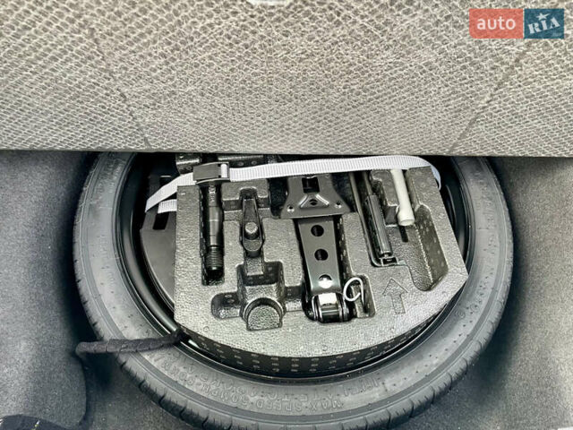 Белый Шкода Суперб, объемом двигателя 1.98 л и пробегом 20 тыс. км за 47900 $, фото 34 на Automoto.ua