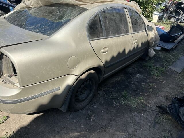 Бежевый Шкода Суперб, объемом двигателя 2.8 л и пробегом 240 тыс. км за 1200 $, фото 2 на Automoto.ua