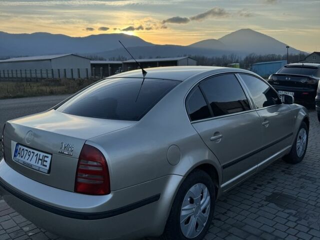 Бежевый Шкода Суперб, объемом двигателя 1.9 л и пробегом 295 тыс. км за 4500 $, фото 5 на Automoto.ua