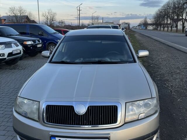 Бежевый Шкода Суперб, объемом двигателя 1.9 л и пробегом 295 тыс. км за 4500 $, фото 3 на Automoto.ua