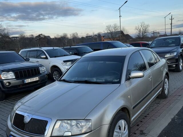 Бежевый Шкода Суперб, объемом двигателя 1.9 л и пробегом 295 тыс. км за 4500 $, фото 12 на Automoto.ua