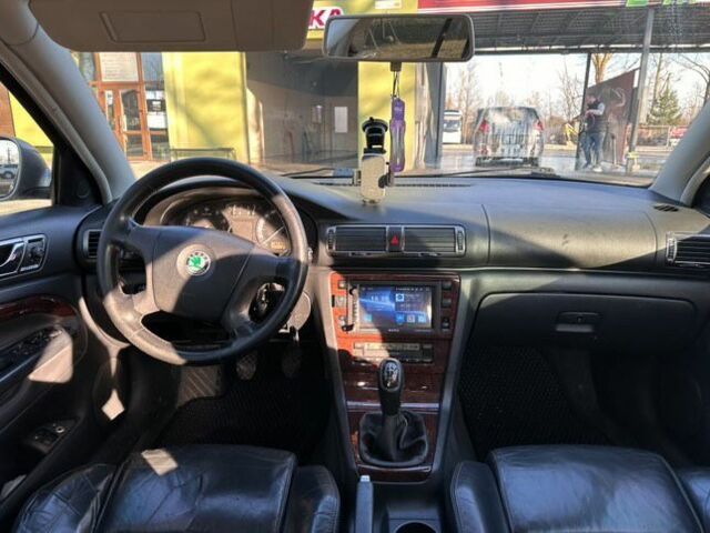 Бежевий Шкода Суперб, об'ємом двигуна 1.8 л та пробігом 346 тис. км за 4700 $, фото 6 на Automoto.ua