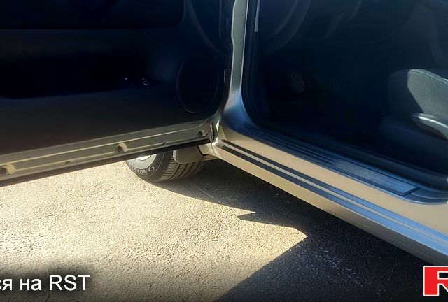 Бежевый Шкода Суперб, объемом двигателя 1.8 л и пробегом 150 тыс. км за 6300 $, фото 3 на Automoto.ua