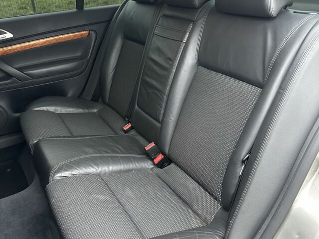 Бежевый Шкода Суперб, объемом двигателя 2 л и пробегом 245 тыс. км за 5990 $, фото 18 на Automoto.ua