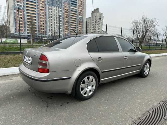 Бежевый Шкода Суперб, объемом двигателя 2 л и пробегом 245 тыс. км за 5990 $, фото 2 на Automoto.ua