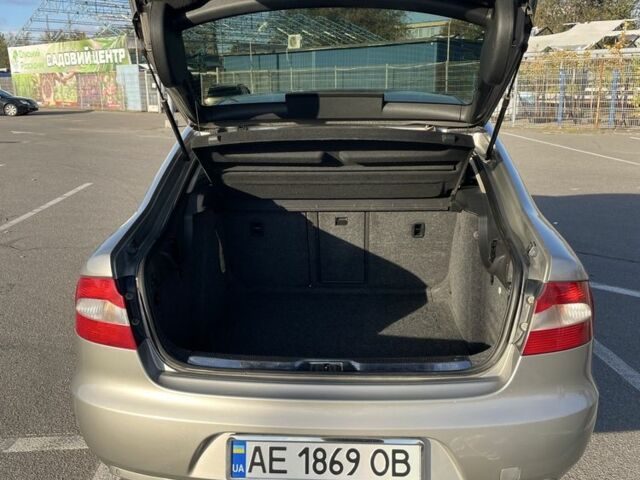 Бежевый Шкода Суперб, объемом двигателя 1.8 л и пробегом 248 тыс. км за 9000 $, фото 11 на Automoto.ua