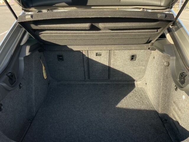 Бежевый Шкода Суперб, объемом двигателя 1.8 л и пробегом 248 тыс. км за 9000 $, фото 10 на Automoto.ua