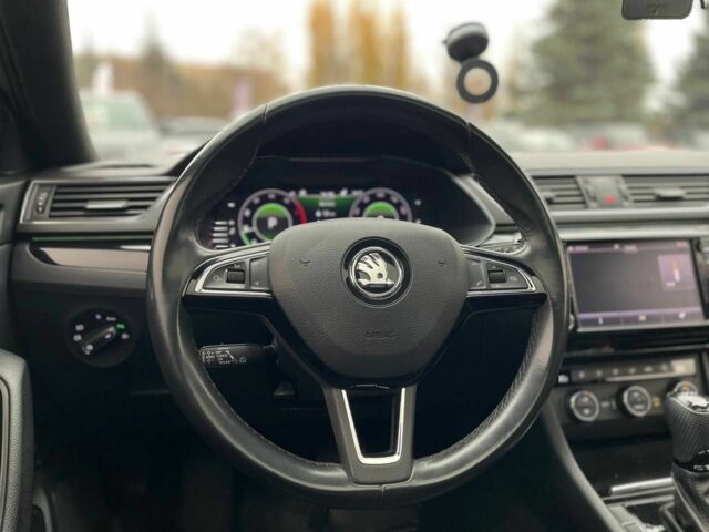 Бежевый Шкода Суперб, объемом двигателя 2 л и пробегом 185 тыс. км за 22600 $, фото 11 на Automoto.ua