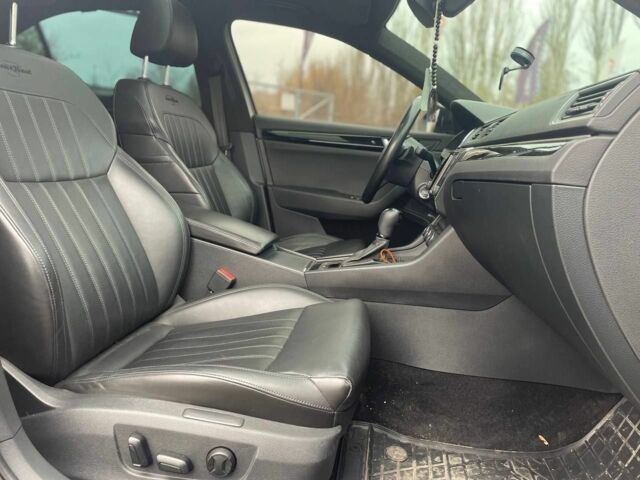 Бежевый Шкода Суперб, объемом двигателя 2 л и пробегом 185 тыс. км за 22600 $, фото 20 на Automoto.ua