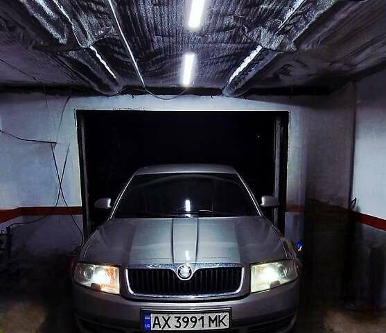 Бежевий Шкода Суперб, об'ємом двигуна 1.8 л та пробігом 370 тис. км за 5500 $, фото 2 на Automoto.ua