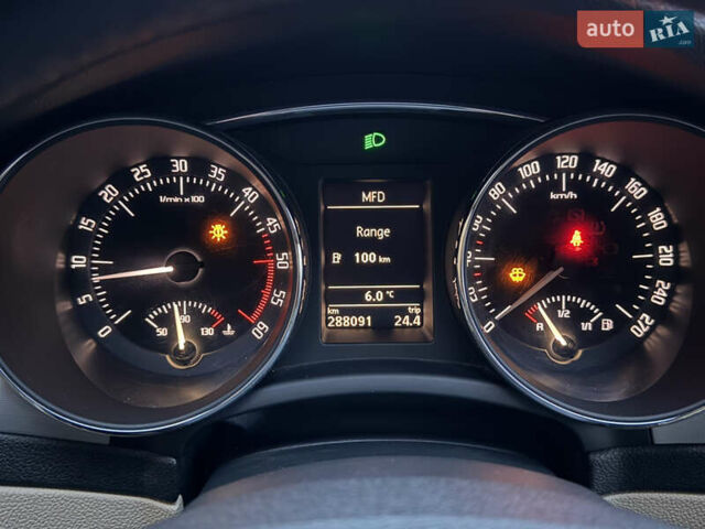 Бежевый Шкода Суперб, объемом двигателя 2 л и пробегом 288 тыс. км за 11300 $, фото 31 на Automoto.ua