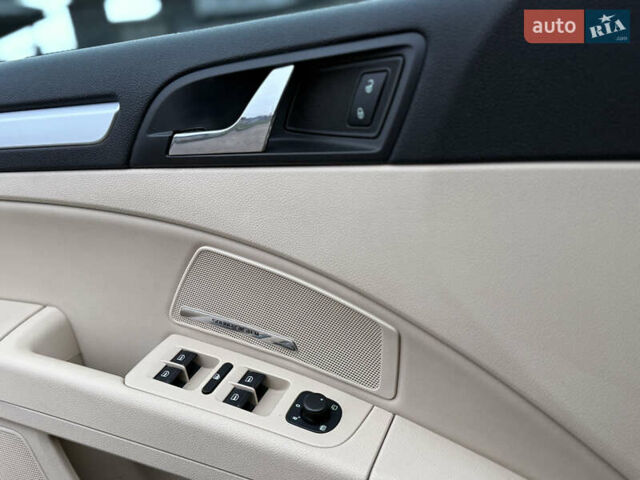 Бежевый Шкода Суперб, объемом двигателя 2 л и пробегом 288 тыс. км за 11300 $, фото 24 на Automoto.ua