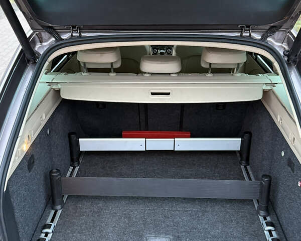 Бежевый Шкода Суперб, объемом двигателя 2 л и пробегом 288 тыс. км за 11300 $, фото 28 на Automoto.ua