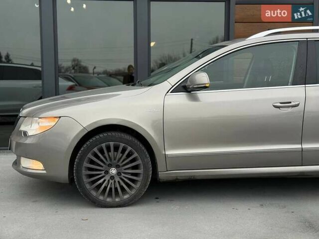 Бежевый Шкода Суперб, объемом двигателя 2 л и пробегом 272 тыс. км за 10900 $, фото 6 на Automoto.ua