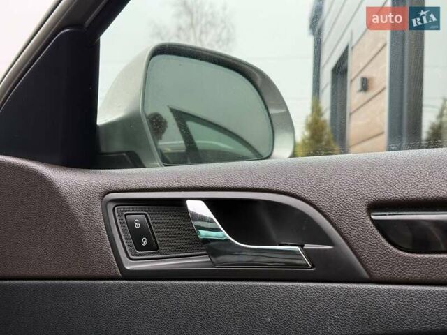 Бежевый Шкода Суперб, объемом двигателя 2 л и пробегом 272 тыс. км за 10900 $, фото 58 на Automoto.ua