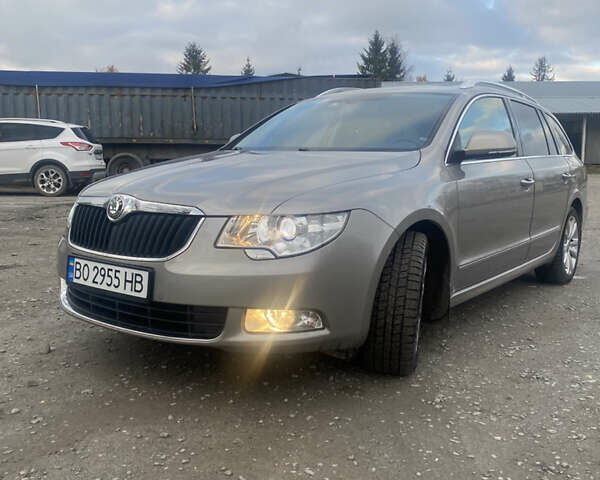 Бежевий Шкода Суперб, об'ємом двигуна 1.8 л та пробігом 199 тис. км за 9999 $, фото 1 на Automoto.ua