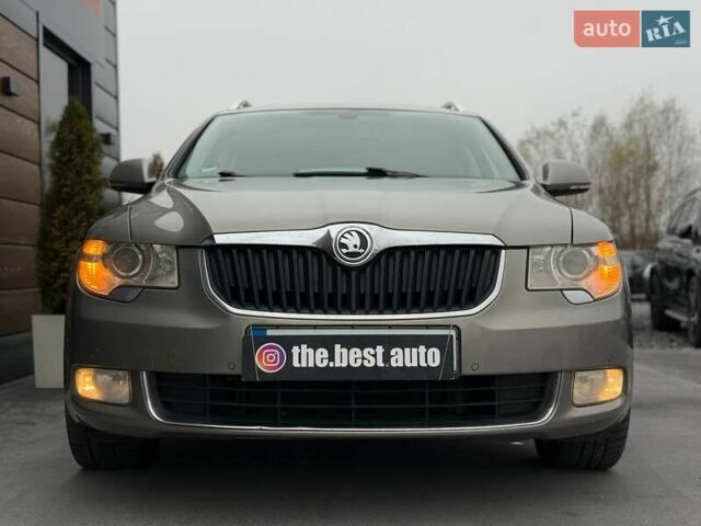 Бежевый Шкода Суперб, объемом двигателя 2 л и пробегом 272 тыс. км за 10900 $, фото 11 на Automoto.ua