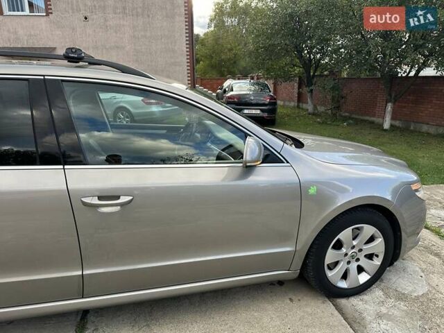 Бежевий Шкода Суперб, об'ємом двигуна 1.6 л та пробігом 192 тис. км за 9650 $, фото 25 на Automoto.ua