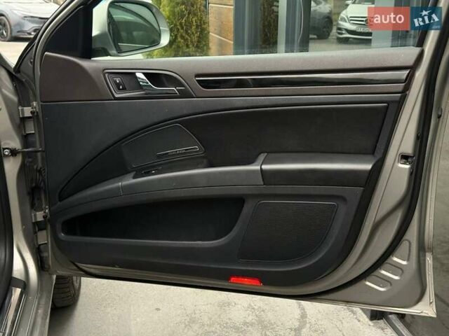 Бежевый Шкода Суперб, объемом двигателя 2 л и пробегом 272 тыс. км за 10900 $, фото 56 на Automoto.ua