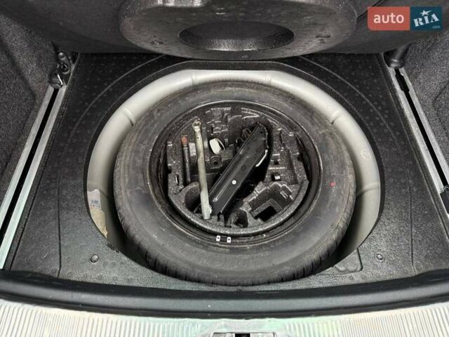 Бежевый Шкода Суперб, объемом двигателя 2 л и пробегом 272 тыс. км за 10900 $, фото 64 на Automoto.ua