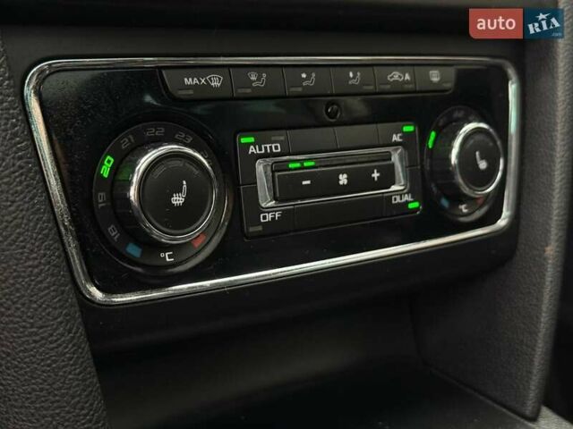 Бежевый Шкода Суперб, объемом двигателя 2 л и пробегом 272 тыс. км за 10900 $, фото 36 на Automoto.ua