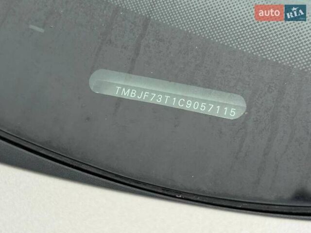 Бежевый Шкода Суперб, объемом двигателя 2 л и пробегом 272 тыс. км за 10900 $, фото 66 на Automoto.ua