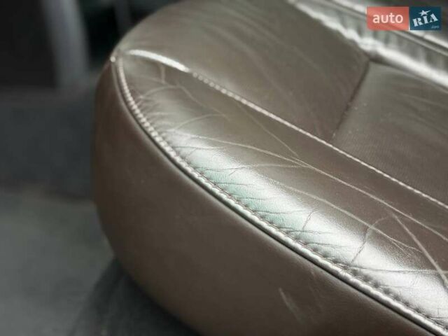 Бежевый Шкода Суперб, объемом двигателя 2 л и пробегом 272 тыс. км за 10900 $, фото 47 на Automoto.ua