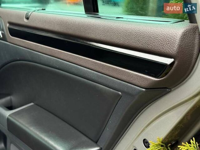 Бежевый Шкода Суперб, объемом двигателя 2 л и пробегом 272 тыс. км за 10900 $, фото 55 на Automoto.ua