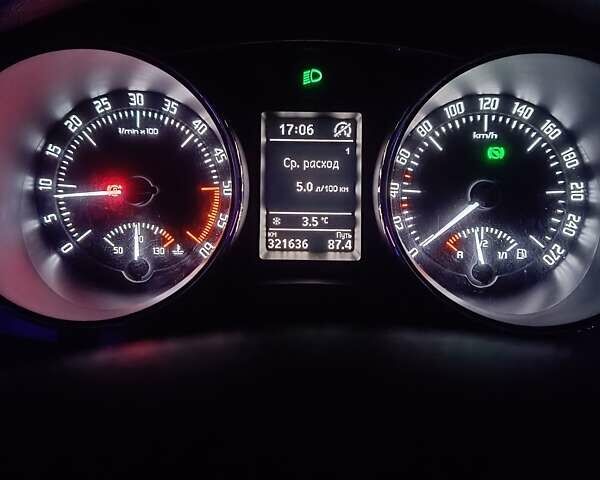 Бежевый Шкода Суперб, объемом двигателя 1.97 л и пробегом 321 тыс. км за 11999 $, фото 31 на Automoto.ua