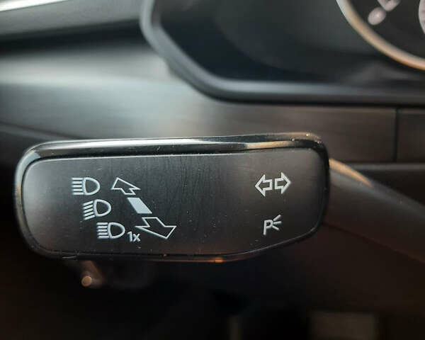 Бежевый Шкода Суперб, объемом двигателя 1.97 л и пробегом 264 тыс. км за 18500 $, фото 15 на Automoto.ua