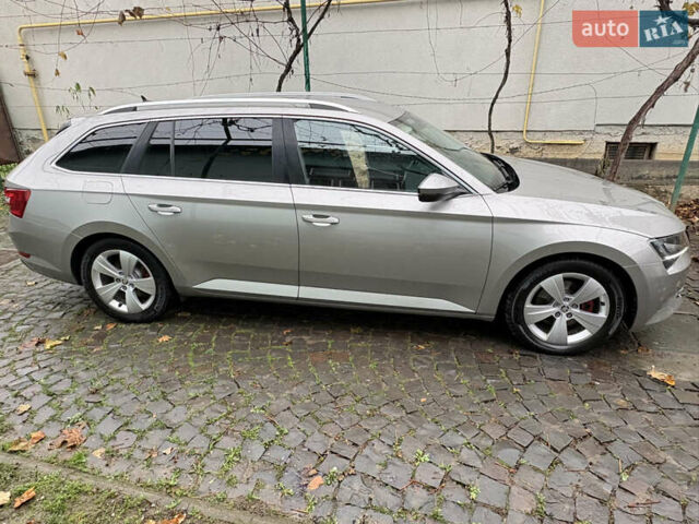 Бежевий Шкода Суперб, об'ємом двигуна 1.97 л та пробігом 269 тис. км за 14500 $, фото 10 на Automoto.ua