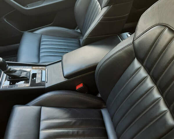 Бежевый Шкода Суперб, объемом двигателя 1.97 л и пробегом 264 тыс. км за 18500 $, фото 14 на Automoto.ua