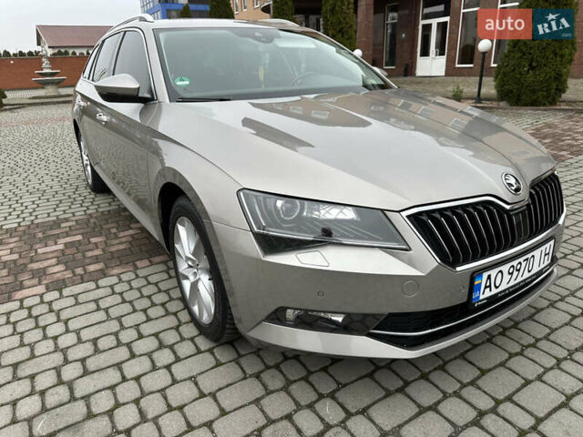 Бежевый Шкода Суперб, объемом двигателя 1.97 л и пробегом 279 тыс. км за 16485 $, фото 18 на Automoto.ua