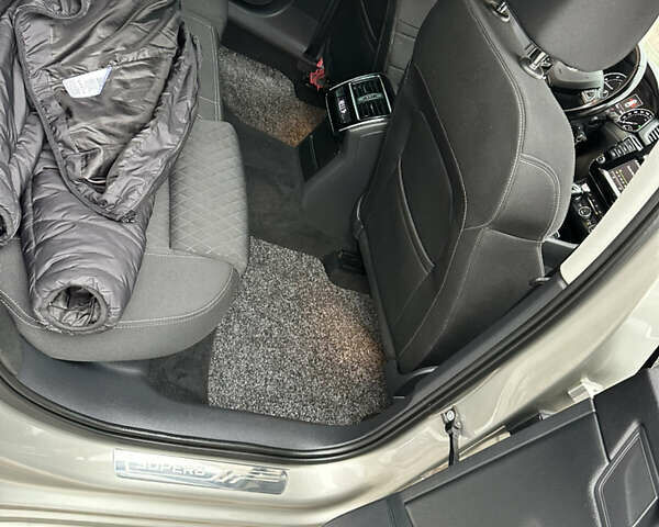 Бежевый Шкода Суперб, объемом двигателя 1.97 л и пробегом 277 тыс. км за 16950 $, фото 32 на Automoto.ua