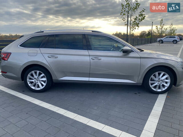 Бежевый Шкода Суперб, объемом двигателя 2 л и пробегом 276 тыс. км за 16800 $, фото 12 на Automoto.ua