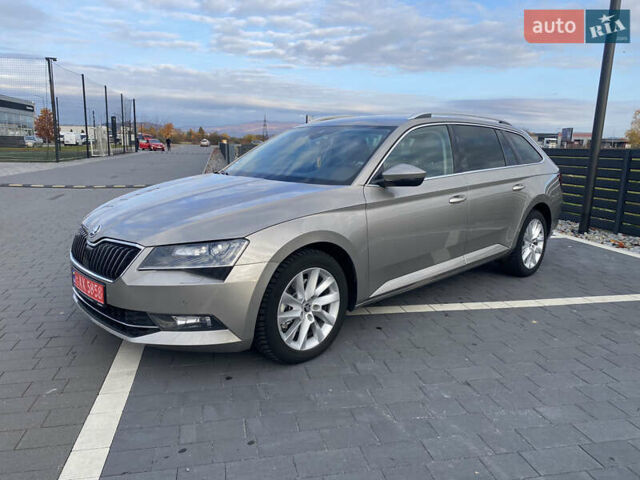 Бежевый Шкода Суперб, объемом двигателя 2 л и пробегом 276 тыс. км за 16800 $, фото 1 на Automoto.ua