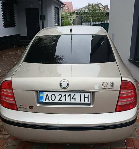 Шкода Суперб 2002 в Хусте на Automoto.ua Бежевый Шкода Суперб, объемом двигателя 1.8 л и пробегом 340 тыс. км за 4400 $, фото 4 на Automoto.ua
