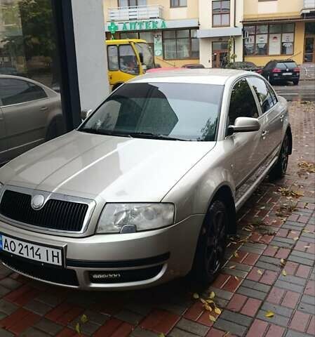 Бежевый Шкода Суперб, объемом двигателя 1.8 л и пробегом 342 тыс. км за 4400 $, фото 4 на Automoto.ua