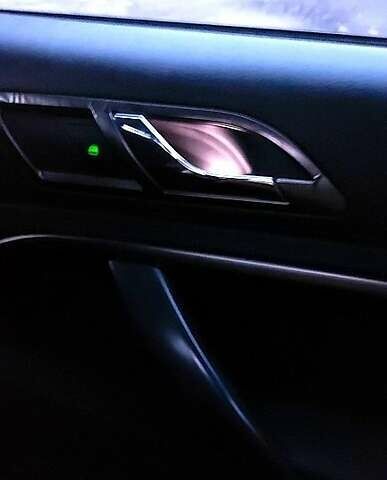 Бежевый Шкода Суперб, объемом двигателя 1.8 л и пробегом 282 тыс. км за 5200 $, фото 6 на Automoto.ua