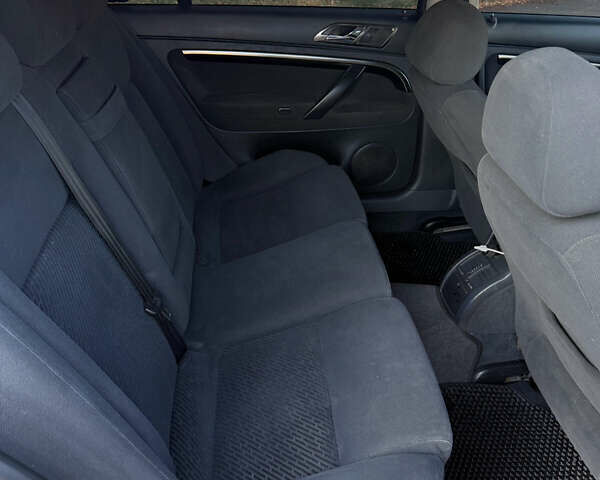 Бежевый Шкода Суперб, объемом двигателя 1.78 л и пробегом 210 тыс. км за 5300 $, фото 8 на Automoto.ua