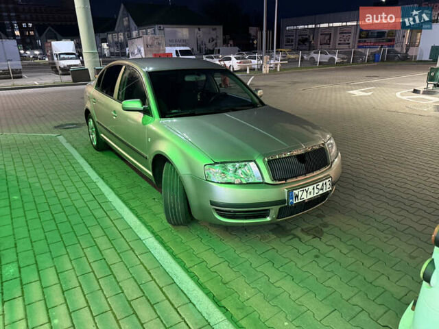 Бежевый Шкода Суперб, объемом двигателя 1.9 л и пробегом 300 тыс. км за 2650 $, фото 17 на Automoto.ua