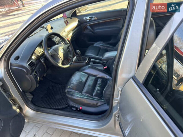 Бежевий Шкода Суперб, об'ємом двигуна 1.8 л та пробігом 334 тис. км за 4700 $, фото 6 на Automoto.ua