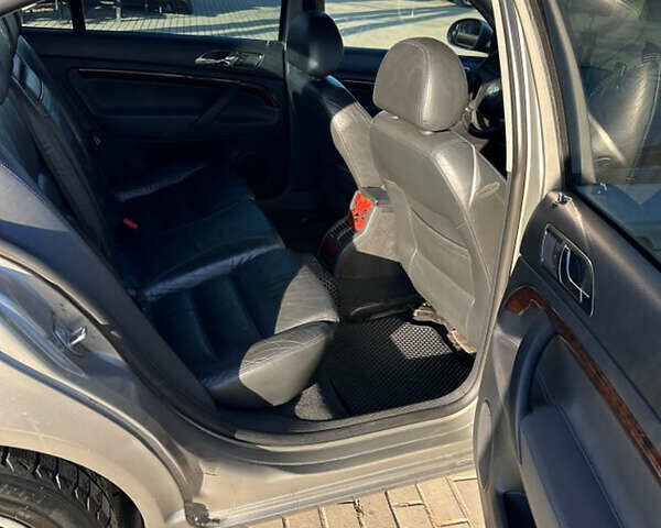 Бежевий Шкода Суперб, об'ємом двигуна 1.8 л та пробігом 334 тис. км за 4700 $, фото 5 на Automoto.ua