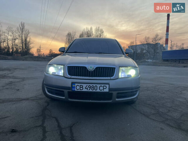 Бежевый Шкода Суперб, объемом двигателя 1.8 л и пробегом 270 тыс. км за 5500 $, фото 2 на Automoto.ua