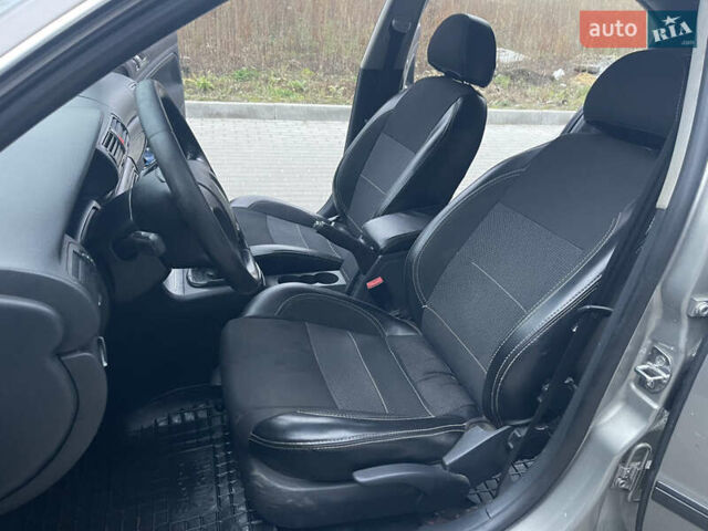 Бежевий Шкода Суперб, об'ємом двигуна 1.78 л та пробігом 218 тис. км за 3800 $, фото 11 на Automoto.ua