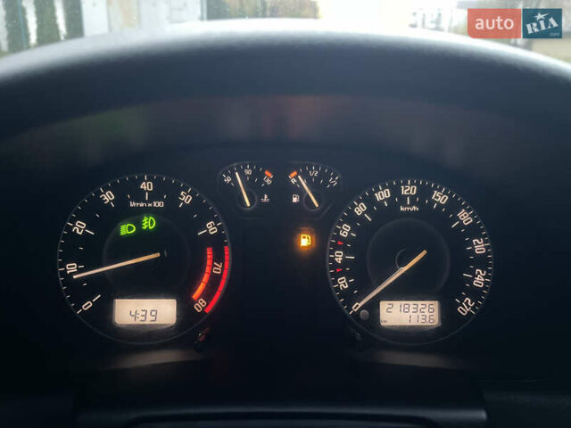 Бежевий Шкода Суперб, об'ємом двигуна 1.78 л та пробігом 218 тис. км за 3800 $, фото 29 на Automoto.ua