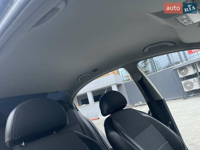 Бежевий Шкода Суперб, об'ємом двигуна 1.78 л та пробігом 218 тис. км за 3800 $, фото 20 на Automoto.ua