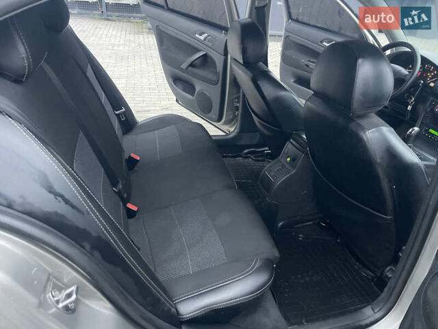 Бежевий Шкода Суперб, об'ємом двигуна 1.78 л та пробігом 218 тис. км за 3800 $, фото 23 на Automoto.ua