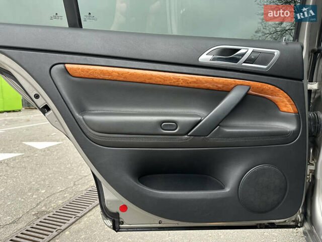 Бежевый Шкода Суперб, объемом двигателя 2 л и пробегом 245 тыс. км за 5990 $, фото 23 на Automoto.ua